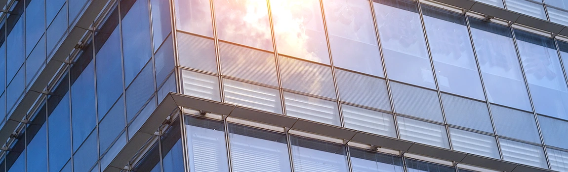 UV-Resistant Glass Experts in Oakland Park, FL